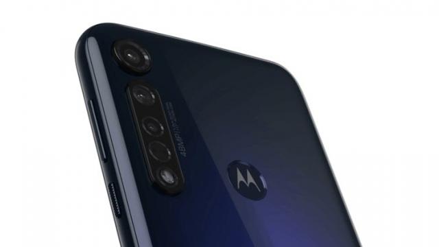 <b>Motorola Moto G8 Plus este real și se pregătește de lansare; Aflăm dotările sale și vedem câteva randări</b>Deși în ultima vreme Motorola ne-a adus numai terminale din seria Moto One, se pare că în perioada următoare vom asista și la debutul unui telefon din altă serie. După cum aflați încă din titlul postării de față, este vorba despre 