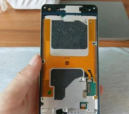 Microsoft Lumia 960 - Fotografii prototip: Prototip-Lumia-960_008.jpg