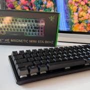 RAZER Huntsman V3 HE Magnetic Mini 65% 8KHz Review: Rapid Trigger și Hall Effect într-un format compact care face diferența
