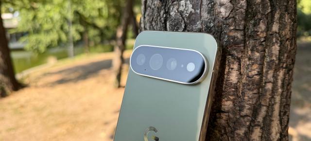 Google Pixel 11 Pro XL: Camera se descurcă excelent la fotografierea de zi și la selfie-uri, dă de greu la lăsarea serii