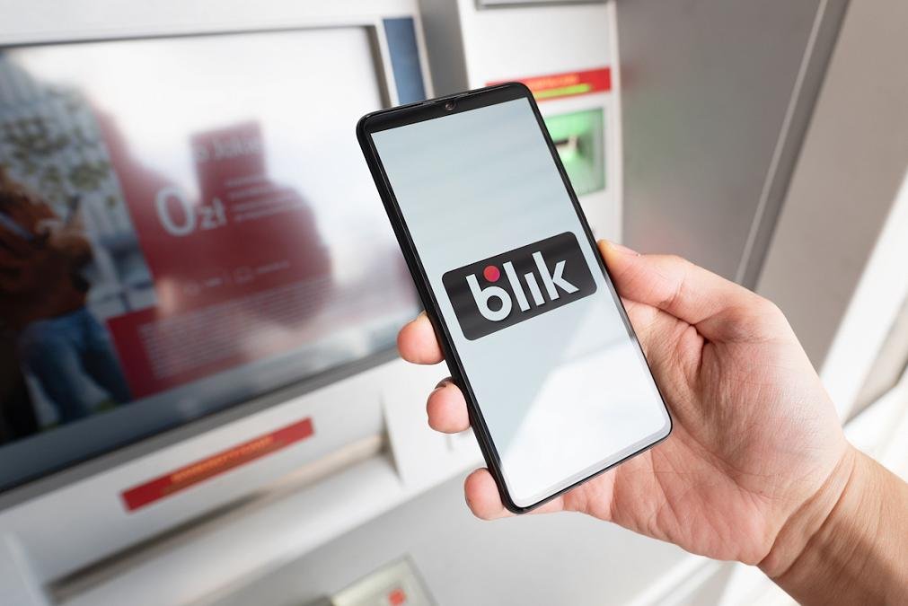 BLIK vrea să devină alternativa poloneză la card în România, băncile preferă însă RoPay