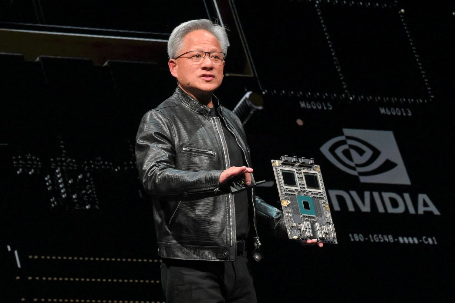 Nvidia pregătește terenul pentru servere AI mai scumpe? Blackwell și Rubin ar putea costa cu peste 15% mai mult din 2027