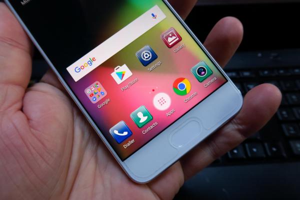 Huawei P10: OS, UI, aplicaţii mai mature, pe bază de EMUI 5.1 şi cu un control excelent