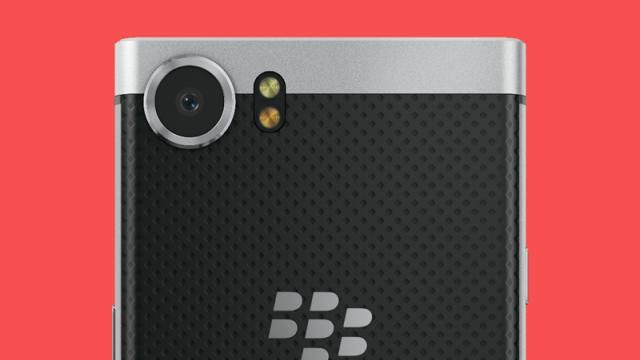 <b>BlackBerry amână debutul comercial al lui KeyOne pe piața europeană; sosește abia din 22 mai</b>Deși a fost prezentat oficial în cadrul târgului de tehnologie Mobile World Congress de la sfârșitul lunii februarie, iată că smartphone-ul BlackBerry KeyOne încă nu este gata de debutul său comercial, asta cel puțin pe piața europeană unde se așteaptă