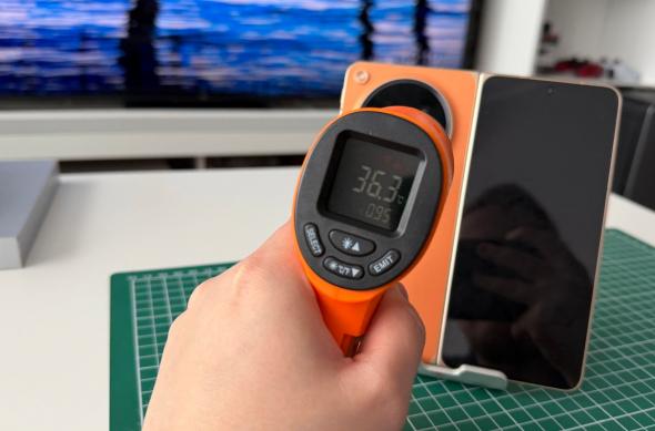 OPPO Find N6 - Test temperatură: Photo 24.03.2026, 14 19 23.jpg