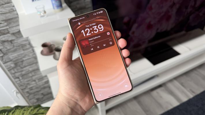 OPPO Find N6: Difuzoare stereo puternice, experiență imersivă în format pliabil