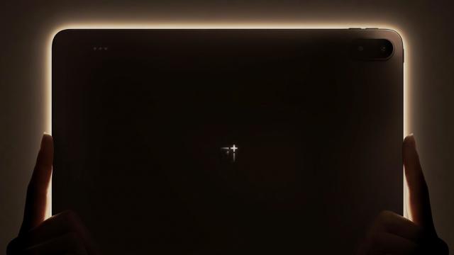 <b>Viitoarea tabletă OnePlus Pad 4 nu va face sacrificii și promite performanță de top, un iPad killer veritabil</b>În iunie anul trecut cei de la OnePlus lansau tableta Pad 3, un dispozitiv care a ajuns și la noi în țară prin intermediul site-ului oficial al companiei, la suma de 599 euro și cu un cadou tastatură. În decembrie sosea și Pad Go 2