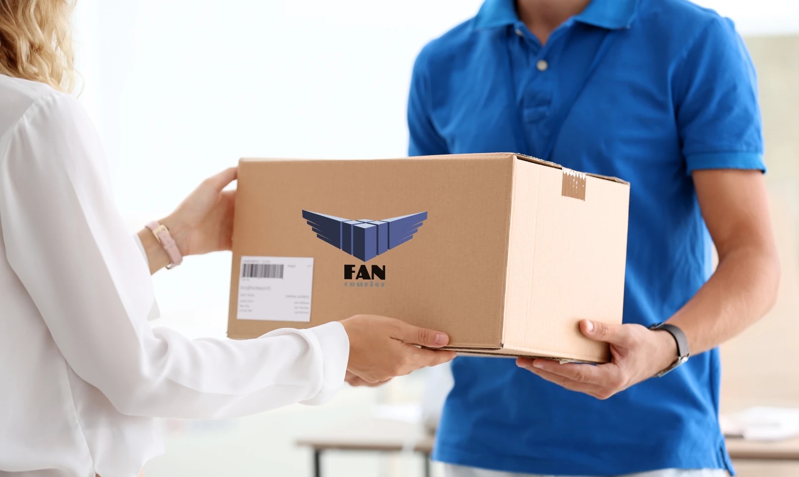 FAN Courier clarifică situația: Agențiile fizice NU se închid complet