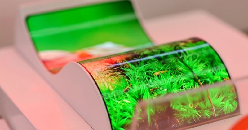 Costurile ridicate și economia globală lovesc piața ecranelor AMOLED; Livrările ar putea scădea cu 7% în 2026