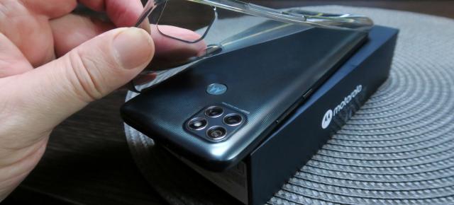 Motorola Moto G9 Power: Hardware cu două upgrade-uri, câteva downgrade-uri