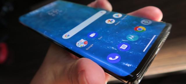 Turul Magazinelor #861: Motorola Edge şi sistem All în One Ryzen 7 la preţ bun, Redmi 9T în România