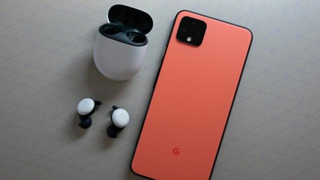 <b>Google ar urma să lanseze o nouă pereche de căști wireless în aprilie; Pixel 5a și Pixel 6 vor debuta mai târziu în acest an</b>Zvonuri despre Pixel 5a și Pixel 6 au apărut încă din vara anului trecut. Recent am putut vedea și randări realiste cu Pixel 5a prin intermediul lui OnLeaks. Nu au existat totuși atât de multe leak-uri cu privire la o nouă pereche de căști wireless de la