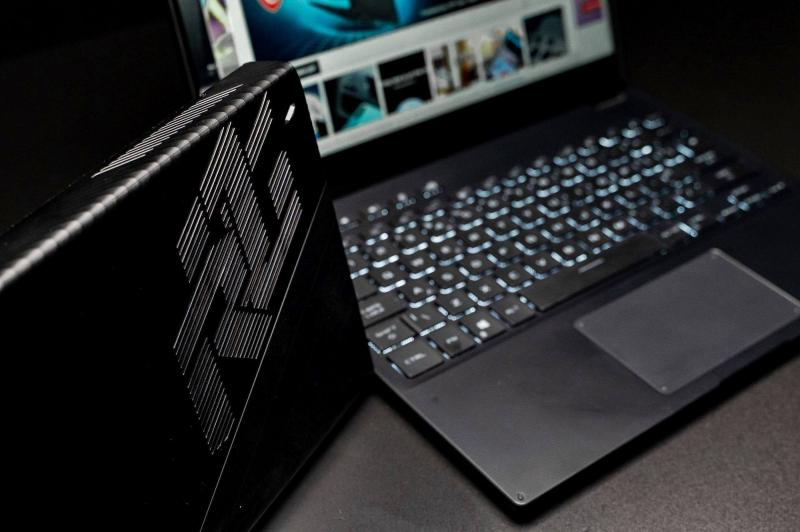 ASUS ROG Flow X13 - Fotografii review: ASUS-ROG-Flow-X13_001.jpg