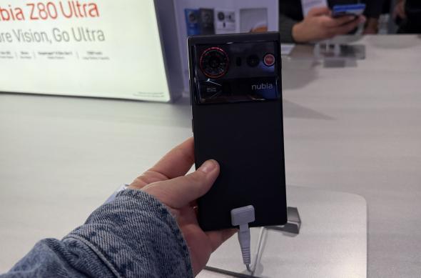 Turul standului ZTE - MWC 2026: img016.jpg