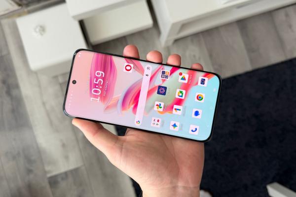 Motorola edge 70 Fusion review detaliat în limba română (evaluare Mobilissimo)