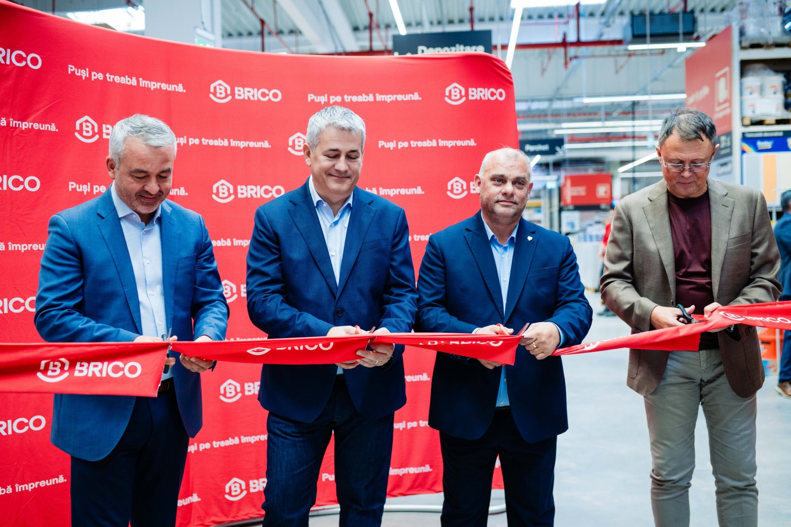 Primul BRICO construit de la zero sub umbrela Altex se deschide la Vaslui, alături de un nou magazin de electronice