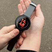 Prezentare Garmin Bounce 2: Smartwatch pentru copii cu LTE, GPS și funcții avansate de control parental