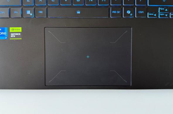 Gigabyte A16 - Design: Gigabyte-A16 (22).jpg