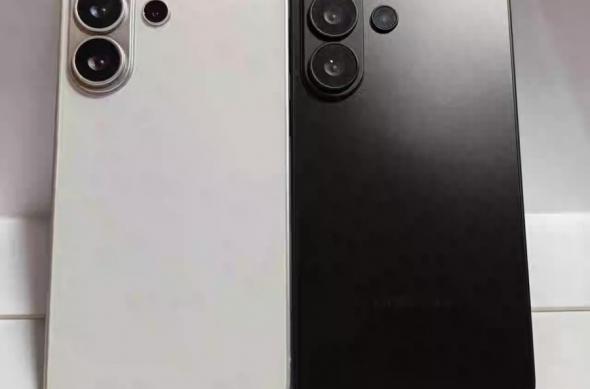 Galaxy S26, Galaxy S26 Ultra - Machete Dummy: 2.jpg