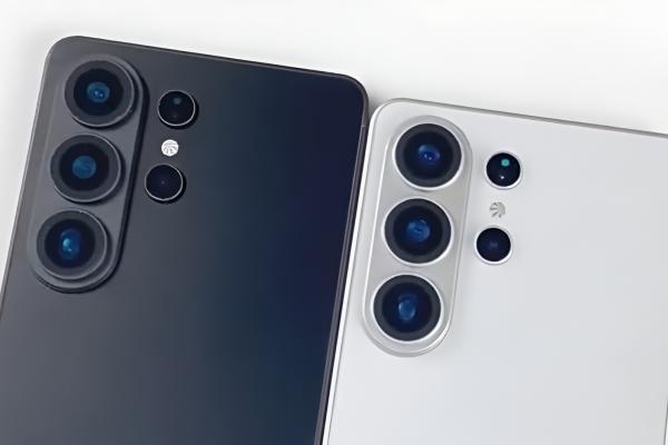 Machete dummy noi de Galaxy S26 Ultra în fotografii hands-on! Modulul foto primește o schimbare subtilă de design