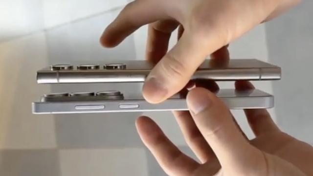 <b>Utilizator compară o machetă Galaxy S26 Ultra cu S24 Ultra într-un clip pe Reddit; comunitatea reacționează negativ la noile alegeri de design</b>Un videoclip postat pe Reddit în care este comparată o machetă Galaxy S26 Ultra cu actualul S24 Ultra a stârnit un val de reacții critice din partea comunității r/samsunggalaxy, mulți utilizatori exprimând dezamăgirea față de direcția estetică adoptată de