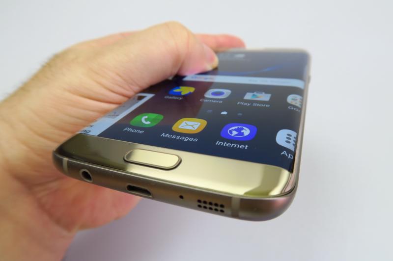 Samsung Galaxy S7 Edge - Galerie foto Mobilissimo.ro: Samsung-Galaxy-S7-Edge_393.JPG