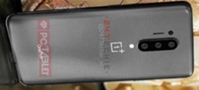 OnePlus 8 Pro apare în presupuse fotografii reale și vedem ecranul cu decupaj selfie, camera quad din spate