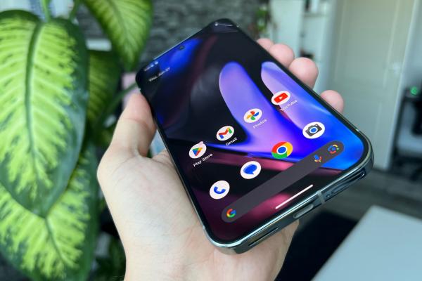 Android 15 vine astăzi pe smartphone-urile Google Pixel!
