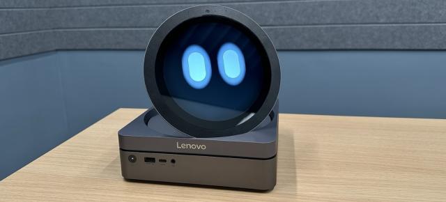 Lenovo prezintă AI Buddy: Asistent robot cu personalitate, dezvoltat în colaborare cu Meta