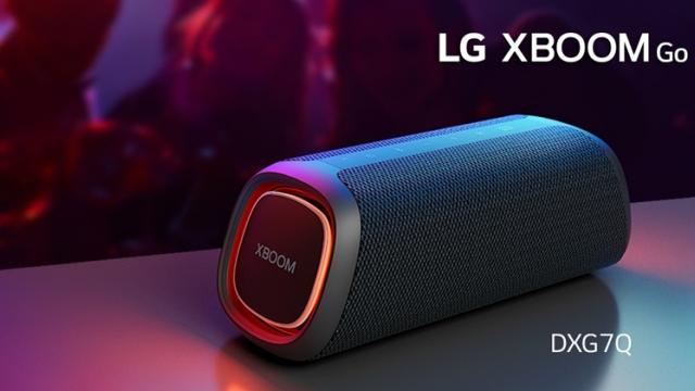 <b>E LUNI e AMAZON: LG XBOOM Go DXG7 – boxa compactă cu bass puternic și funcții smart</b>Să începem săptămâna cu un gadget care va transforma orice adunare într-o petrecere vibrantă: boxa portabilă LG XBOOM Go DXG7, cu o putere de 40W și tehnologie de optimizare a bassului. Designul compact și protecția IP67 o fac ideală pentru excursii 