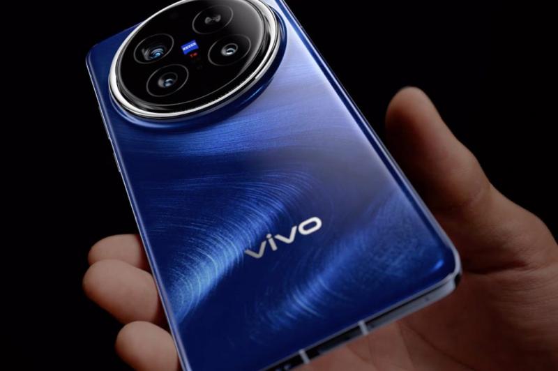 vivo X200 - Teaser design: vivo-X200-Pro-design-1024x809.jpg