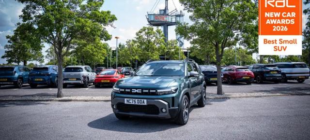 Dacia Duster bate Citroën C3 Aircross și VW T-Roc și devine „Best Small SUV” la RAC New Car Awards 2026