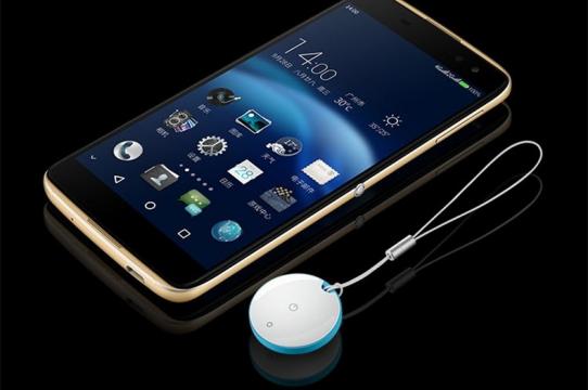 TCL 950 - Fotografii oficiale: TCL 950 (16).jpg