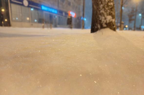 Motorola Signature - Screenshots editare AI: AI-Edit_ (2).jpg