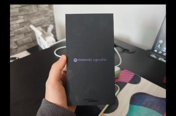 Motorola Signature - Screenshots editare AI: AI-Edit_ (4).jpg