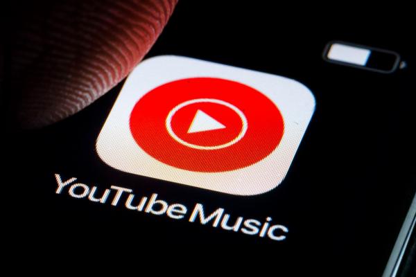 YouTube Music nu mai afișează versurile melodiilor în varianta gratuită; Urmează Spotify?