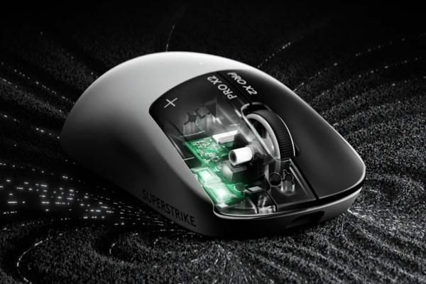 Logitech G Pro X2 Superstrike schimbă jocul, cu butoane inductive, cu feedback haptic