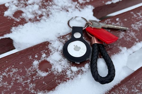 Apple AirTag 2 Review: Un tracker mic dar cu suflet mare, mai gălăgios și mai capabil