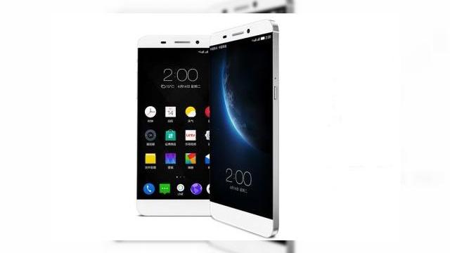 <b>Producărul chinez LeTV anunță lansarea smartphone-urilor One, One Pro și Max; device-uri cu display-uri edge-to-edge și prețuri ce încep de la 240$</b>După o serie de fotografii scăpate pe internet și a unor specificații dezvăluite de către site-urile chineze, astăzi producătorul chinez LeTV ridică cortina și anunță primele sale terminale de tip smartphone. Avem parte de 3 device-uri...