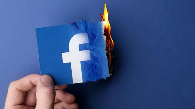 <b>Facebook le-ar fi oferit celor de la Samsung și Apple acces la datele utilizatorilor</b>Deși nu se mai află la aceeași anvergură din martie și aprilie, iată că scandalul legat de Facebook și modalitate în care platforma administrează datele utilizatorilor continuă și acum. Aflăm de această dată că problema este una și mai gravă