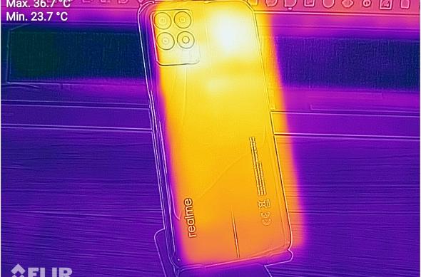 Test termic realme 8i: flir_20211213T011843.jpg