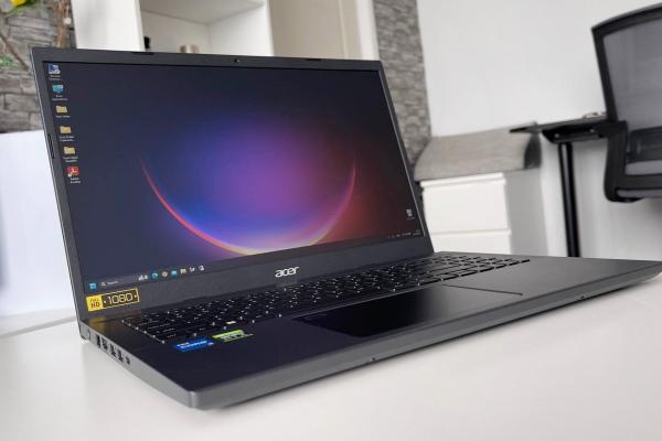 ACER Aspire 7 A715-51G Review: Laptop-ul de productivitate și entertainment, cu grafică RTX 3050 și performanță pe măsură
