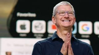 Tim Cook ar fi împins personal Apple spre iPhone Ultra; Pliabilul devine ultimul mare proiect al erei sale