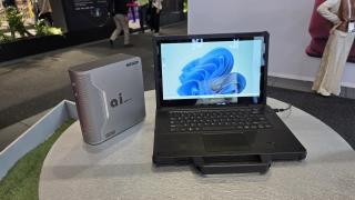 Oukitel RG14-P își încarcă bateria de la soare; Am văzut laptopul rugged de 3,7 kg la IFA 2026
