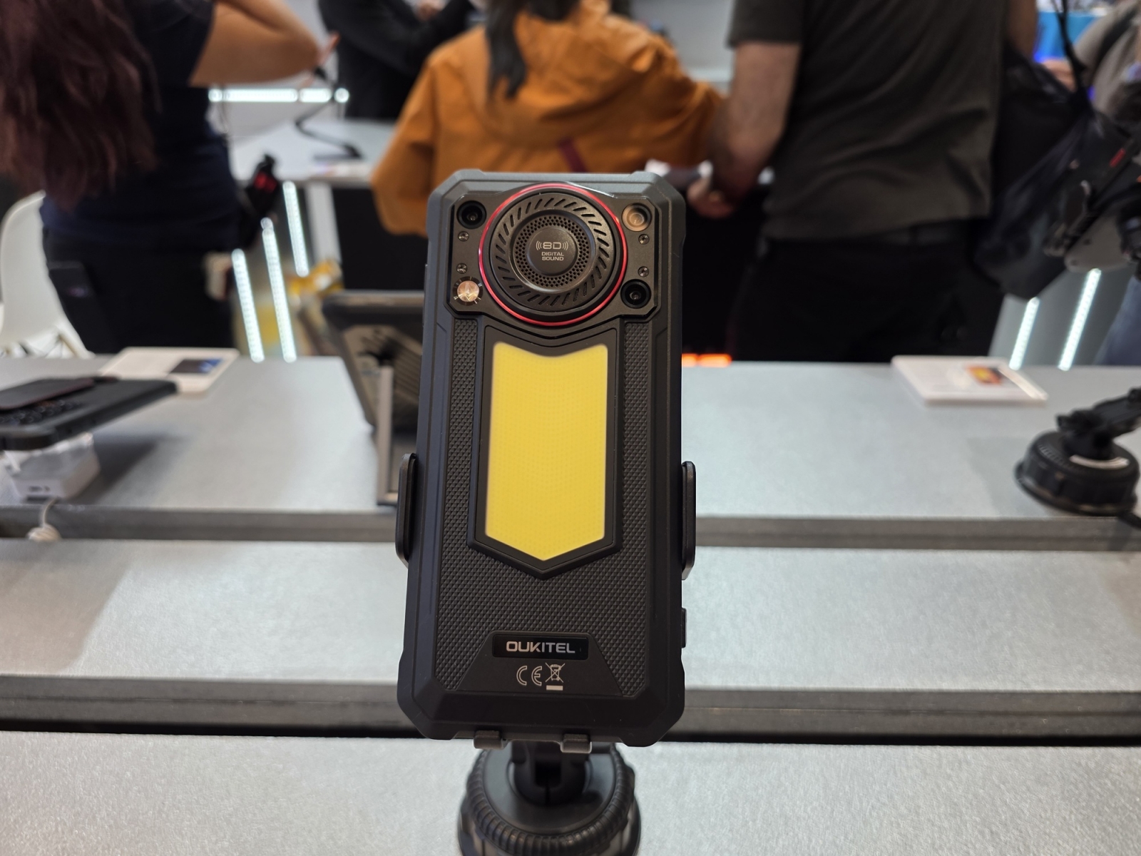 Standul Oukitel la IFA 2026 (galerie)