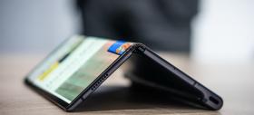 Probleme noi pentru Huawei Mate X: nu se poate plia la frig; Iată la ce temperaturi suferă