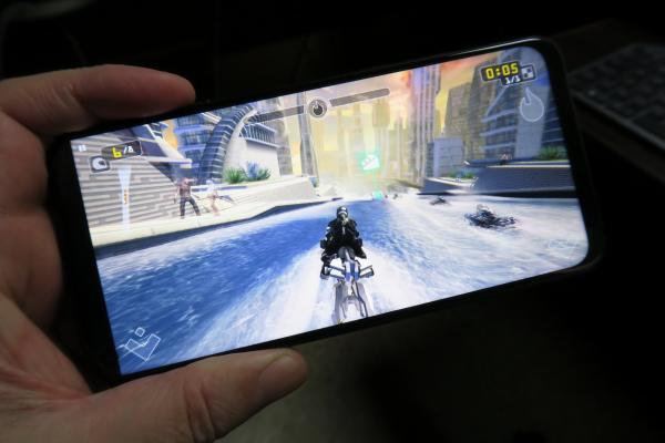 Redmi Note 9T: Benchmark-uri solide pentru un CPU de 7 nm