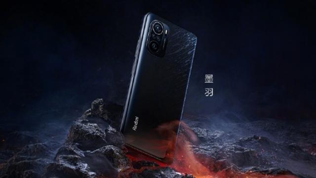 <b>Redmi K40 va sosi cu baterie de 4520 mAh, difuzoare stereo și tehnologie audio Dolby Atmos (teaser)</b>Ultimele zile ne-au adus numeroase materiale teaser pentru seria de telefoane Redmi K40 care se lansează pe data de 25 februarie, teasere care continuă să sosească și acum în pragul debutului