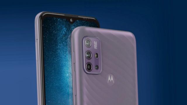 <b>Preț și disponibilitate Motorola Moto G10 în România</b>Alături de Moto G30 a sosit în această săptămână la vânzare și modelul mai accesibil din noua serie intitulat Moto G10. Acesta se prezintă destul de bine ținând cont de zona de preț din care face parte