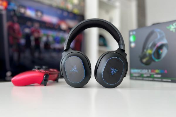 Razer Barracuda X Chroma (Wireless) Review: Cele mai populare căști de gaming Razer primesc un facelift, cu iluminare Chroma, extindere autonomie până la 70 de ore 